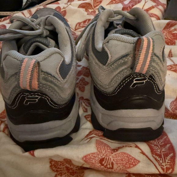 Fila Women's Athletic Shoes in Gray and Coral - Picture 5 of 6